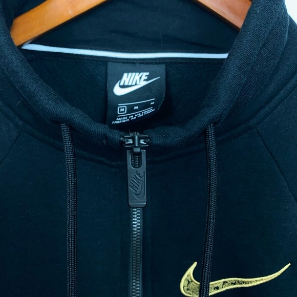 Limited Edition Gold Half Zip Sweatshirt - Picture 6 of 8